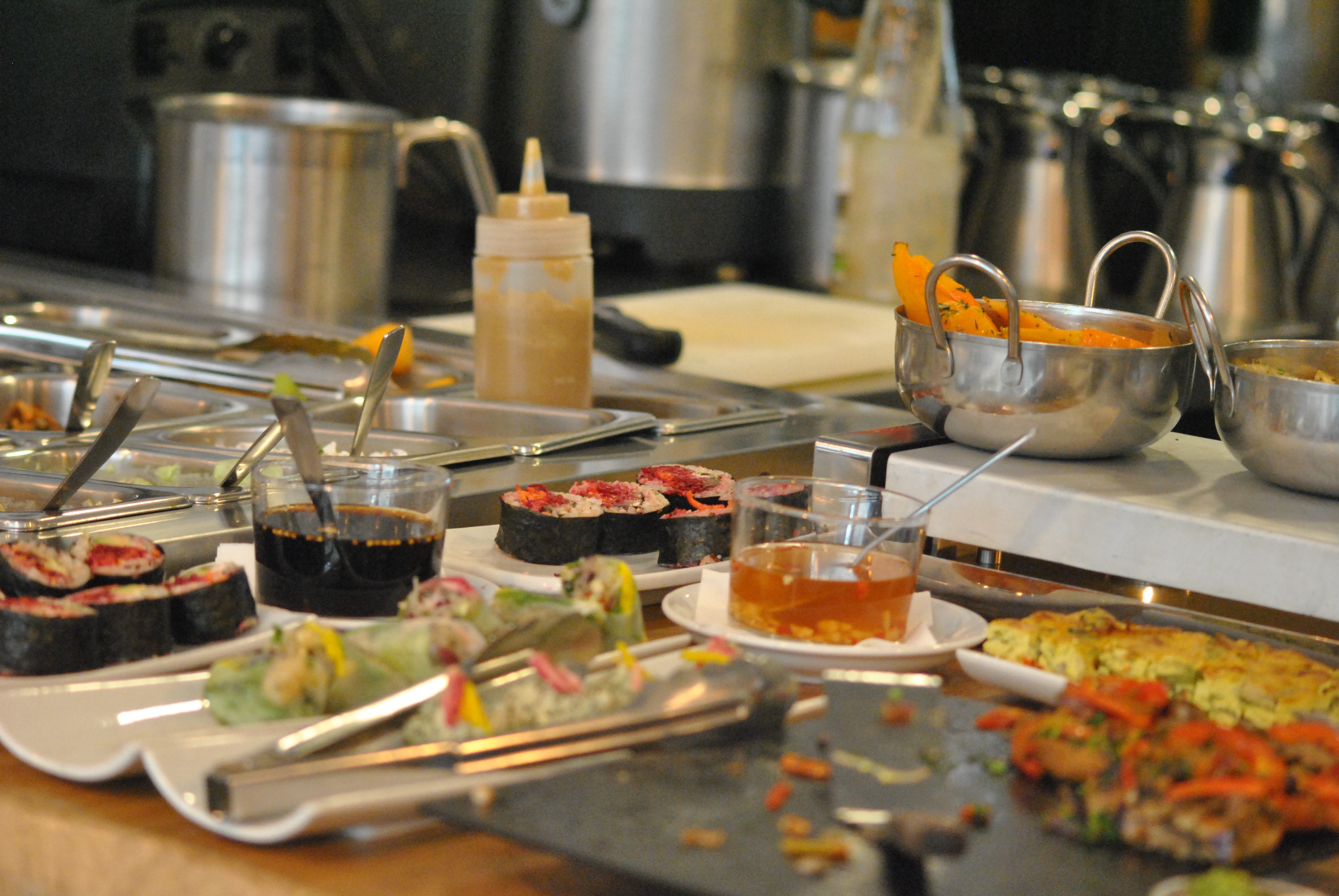 Un petit aperçu du buffet, sans cesse réapprovisionné. Crédits photo : Jennifer Ettori
