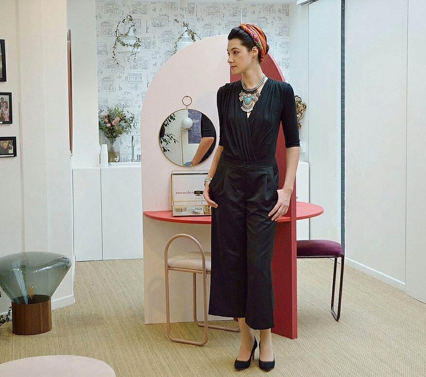 Un look éthique et écologique, oui, ça peut être chic et élégant ! Changez de regard sur la mode éthique et découvrez ce look mi art-déco mi-boho 100% respectueux de la planète et des humains qui y vivent !