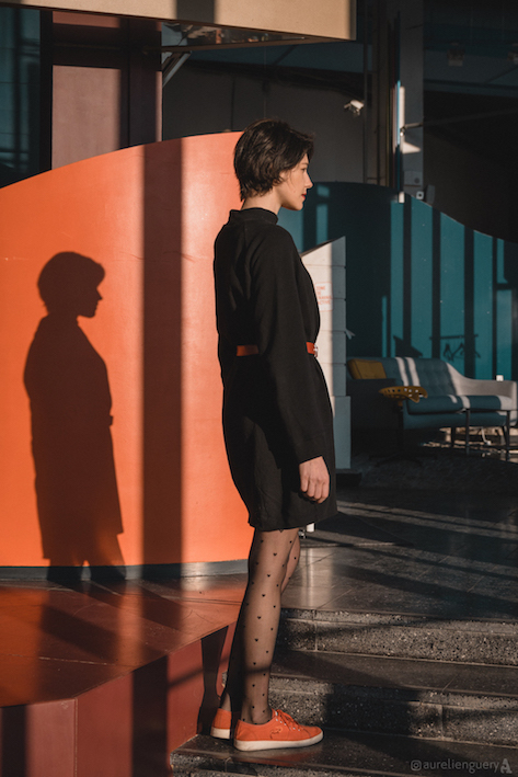 Un look de mode éthique et écologique pour la mi-saison pour femme, en partenariat avec capsule wess, le e-shop de mode éthique ! Prêtes pour passer à une mode plus durable et plus responsable ? #mode #modeéthique #modedemme #misaison #fashion #womanfashion #écologie #modedurable #moderesponsable